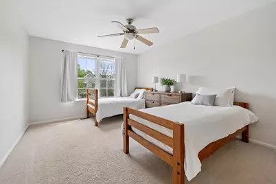 2304 Sarazen Drive, Vernon Hills, IL 60061 - Photo 27