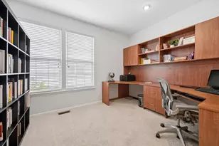 2304 Sarazen Dr, Vernon Hills, IL 60061 - Photo 17