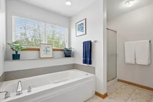 2304 Sarazen Dr, Vernon Hills, IL 60061 - Photo 23