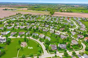 6828 Galway Dr, McHenry, IL 60050 - Photo 49