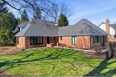 980 Persimmon Court, Saint Charles, IL 60174 - Photo 1