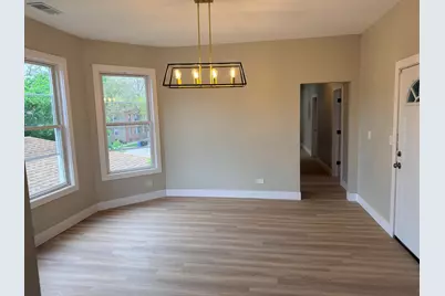 7754 S Burnham Avenue, Chicago, IL 60649 - Photo 11