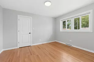 10849 S Christiana Ave, Chicago, IL 60655 - Photo 15