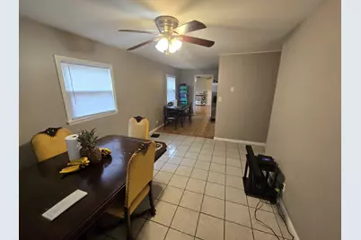 400 W Bellarmine Drive, Joliet, IL 60436 - Photo 3