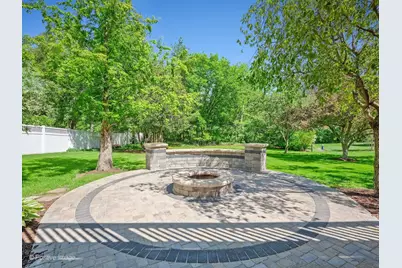 832 Bemis Road, Glen Ellyn, IL 60137 - Photo 31