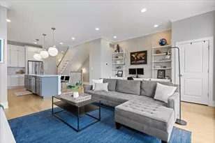 3510 W Melrose St, Chicago, IL 60618 - Photo 19