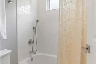 3510 W Melrose St, Chicago, IL 60618 - Photo 31