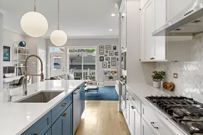 3510 W Melrose Street, Chicago, IL 60618 - Photo 15