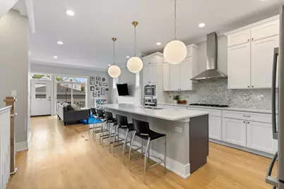 3510 W Melrose Street, Chicago, IL 60618 - Photo 11