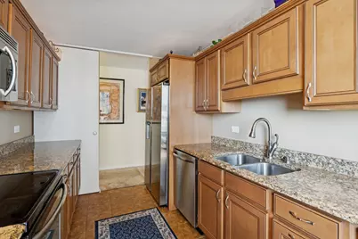360 E Randolph Street #1208, Chicago, IL 60601 - Photo 9