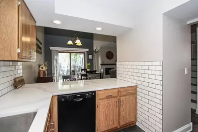 949 Manchester Court, South Elgin, IL 60177 - Photo 11