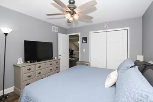 949 Manchester Ct, South Elgin, IL 60177 - Photo 17