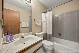 1310 Tennyson Ln, Naperville, IL 60540 - Photo 15