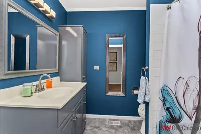 228 N Walnut Lane, Schaumburg, IL 60194 - Photo 15