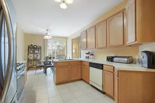 6963 Margaret Courtyard Ct, Tinley Park, IL 60477 - Photo 11
