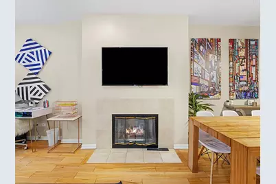 33 W Huron Street #413, Chicago, IL 60654 - Photo 7