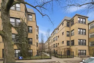 7633 N Greenview Ave, Chicago, IL 60626 - Photo 1