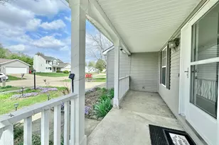 3207 Katie Lynn Dr, Champaign, IL 61822 - Photo 3