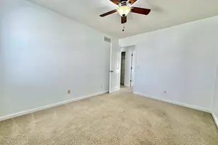 3207 Katie Lynn Dr, Champaign, IL 61822 - Photo 23