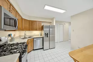 7827 Belle Rive Ct, Tinley Park, IL 60477 - Photo 5