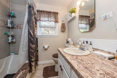 1111 N Berwick Boulevard, Waukegan, IL 60085 - Photo 9