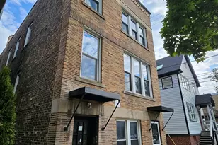 1014 W Wellington Ave, Chicago, IL 60657 - Photo 17