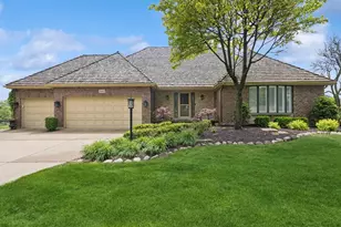 8401 Golfview Dr, Orland Park, IL 60462 - Photo 1