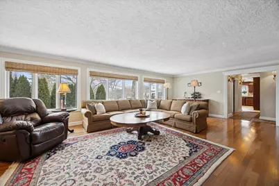 8401 Golfview Drive, Orland Park, IL 60462 - Photo 9