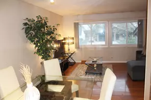 1326 Degener Ave, Elmhurst, IL 60126 - Photo 9