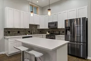 2867 W Palmer St, Chicago, IL 60647 - Photo 7