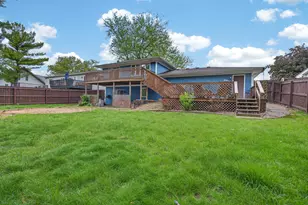 32 Kenfield Cir, Bloomington, IL 61704 - Photo 33