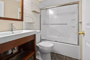 32 Kenfield Cir, Bloomington, IL 61704 - Photo 13