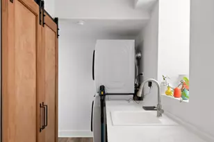 2825 W Walnut St, Chicago, IL 60612 - Photo 19