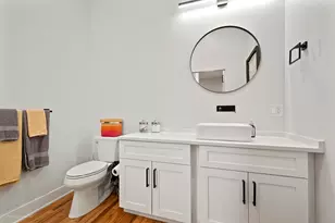 2825 W Walnut St, Chicago, IL 60612 - Photo 9
