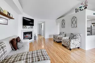 18230 Eagle Dr, Tinley Park, IL 60477 - Photo 7