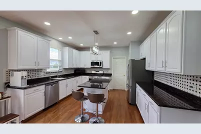 2560 W Sprce Drive, Round Lake, IL 60073 - Photo 11