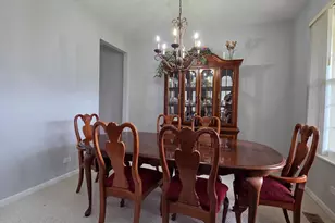 2560 W Sprce Dr, Round Lake, IL 60073 - Photo 7