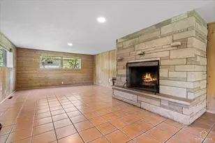 326 Charles St, Geneva, IL 60134 - Photo 23