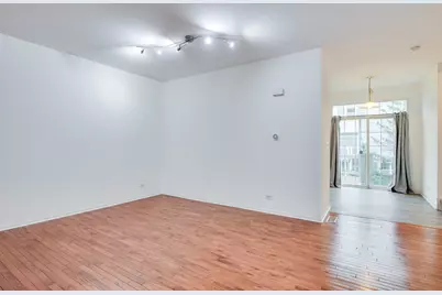 401 N Commerce Street #401, Aurora, IL 60504 - Photo 17