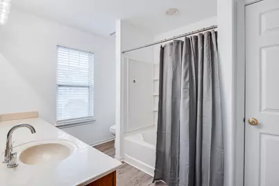 401 N Commerce Street #401, Aurora, IL 60504 - Photo 5