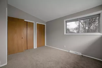 209 Sharon Lane, North Aurora, IL 60542 - Photo 27