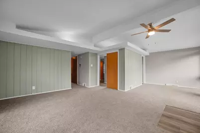 209 Sharon Lane, North Aurora, IL 60542 - Photo 5