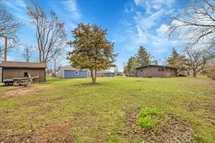 209 Sharon Ln, North Aurora, IL 60542 - Photo 35