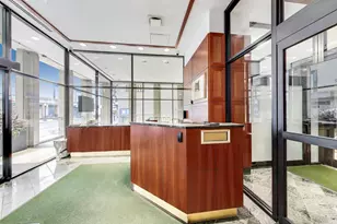 100 E Walton St, Chicago, IL 60611 - Photo 5