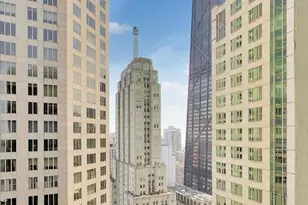 100 E Walton St, Chicago, IL 60611 - Photo 19