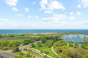 4250 N Marine Dr, Chicago, IL 60613 - Photo 21