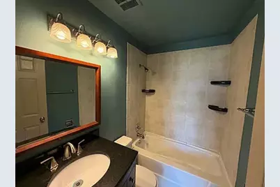 634 Robin Court, Grayslake, IL 60030 - Photo 3
