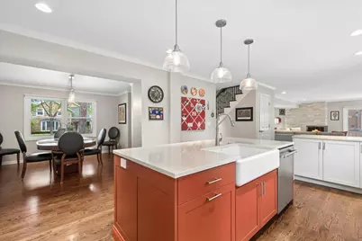 5255 Suffield Terrace, Skokie, IL 60077 - Photo 7