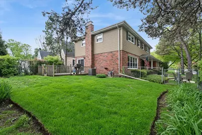 5255 Suffield Terrace, Skokie, IL 60077 - Photo 3