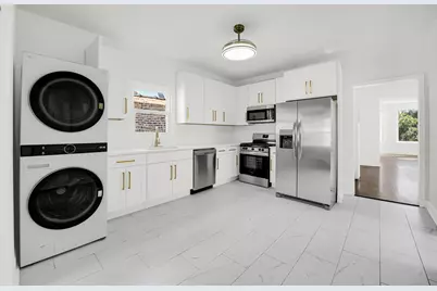 3836 W Diversey Avenue #2, Chicago, IL 60647 - Photo 7